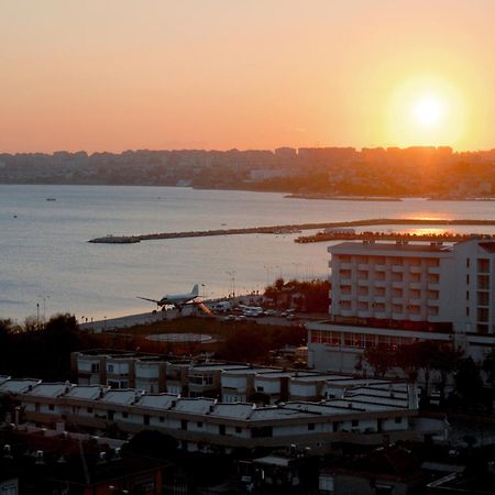 فندق وسبا ايسر بريميوم بيوكجكمجة المظهر الخارجي الصورة Sunset over the Gulf of Chania