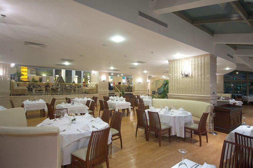 فندق وسبا ايسر بريميوم بيوكجكمجة المظهر الخارجي الصورة The restaurant