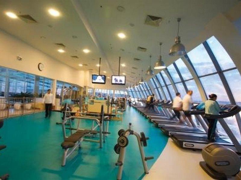 فندق وسبا ايسر بريميوم بيوكجكمجة المظهر الخارجي الصورة The gym at the University of Nottingham Malaysia Campus