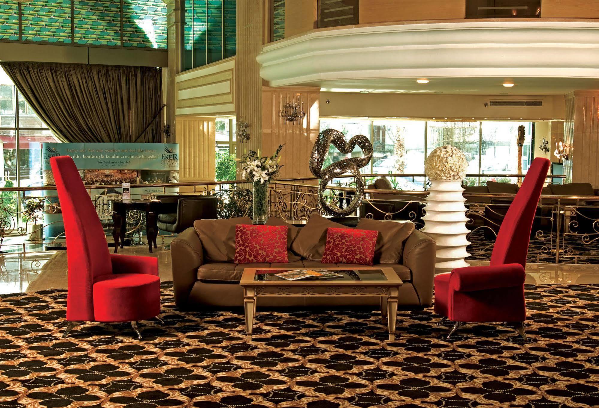 فندق وسبا ايسر بريميوم بيوكجكمجة المظهر الخارجي الصورة The lobby of the hotel