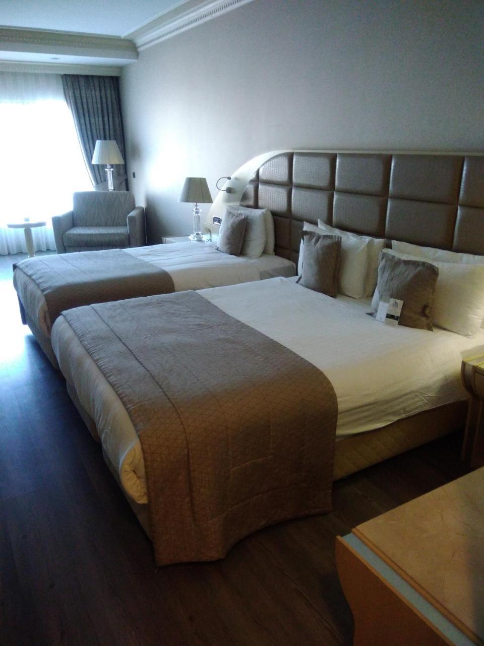 فندق وسبا ايسر بريميوم بيوكجكمجة المظهر الخارجي الصورة A room at the hotel